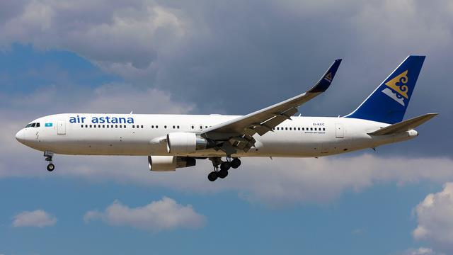 P4-KEC:Boeing 767-300:Air Astana